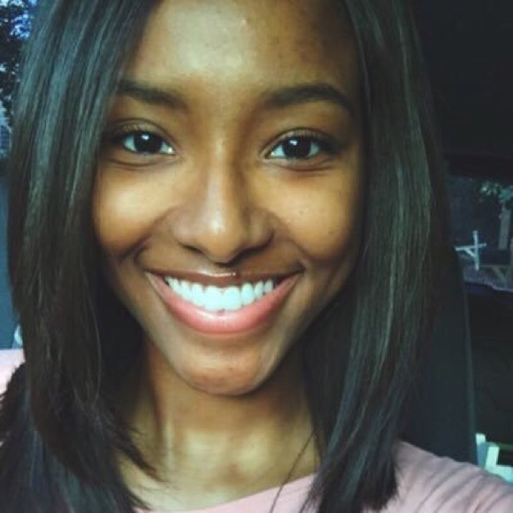 Meet your Posher, Kelsie - Picture 1 of 1